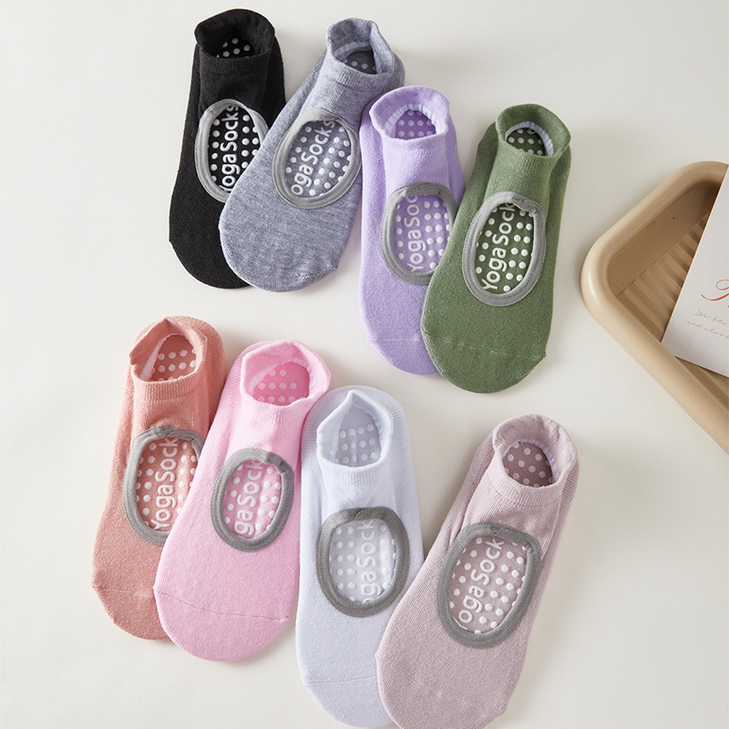 Sports Socks - ถุงเท้ากีฬาในร่ม 1/8 คู่ สำหรับโยคะ พิลาทิส กันลื่น