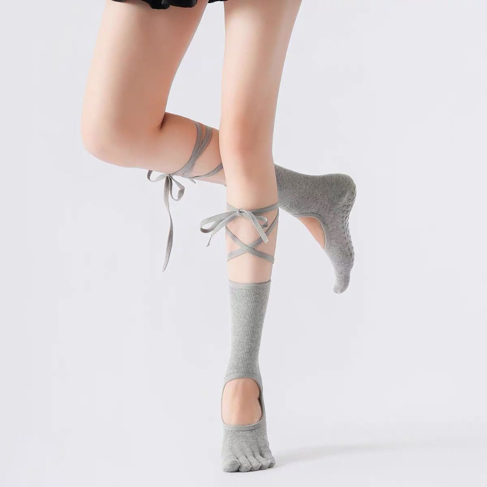 ถุงเท้าบัลเลต์โยคะแบบผูกเชือกส - Sports Socks บทวิจารณ์และราคา
